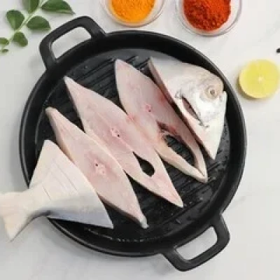 Pomfret Cut Cleaned - 1 kg ( 4-5 pcs )