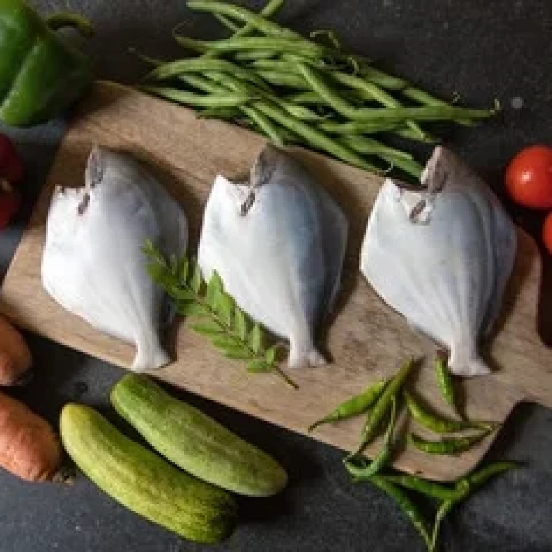 Pomfret Whole Cleaned - 1 kg ( 6-7 pcs )